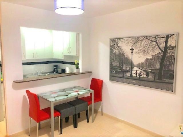 Апартаменты Studio In The Center Of Торремолинос Экстерьер фото