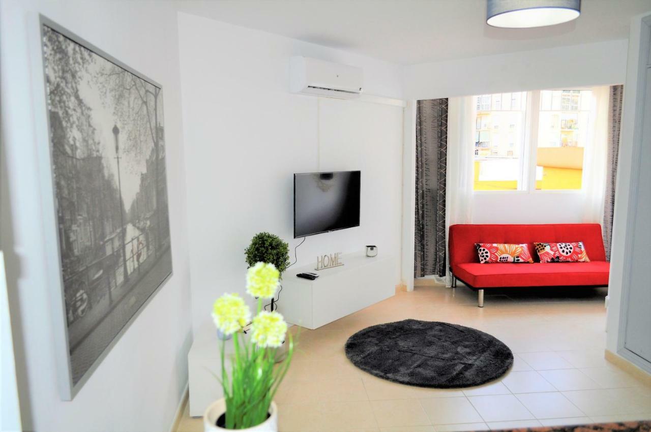 Апартаменты Studio In The Center Of Торремолинос Экстерьер фото